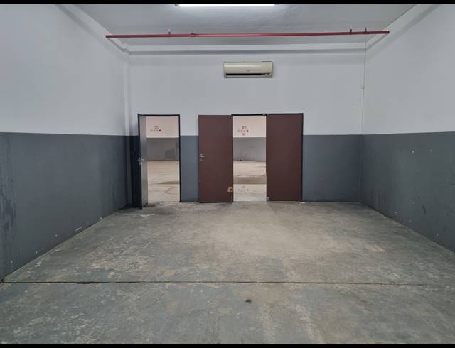 539M² WAREHOUSE TO LET IN VINTONIA